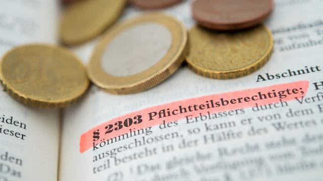 Kinder haben Anspruch auf den Pflichtteil des Erbes der Eltern. Kinder haben Anspruch auf den Pflichtteil des Erbes der Eltern.
