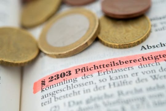Kinder haben Anspruch auf den Pflichtteil des Erbes der Eltern.