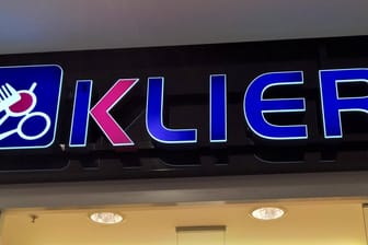 Klier-Logo (Symbolbild): Die Friseurkette rutschte im Zuge der Corona-Krise in die Insolvenz.