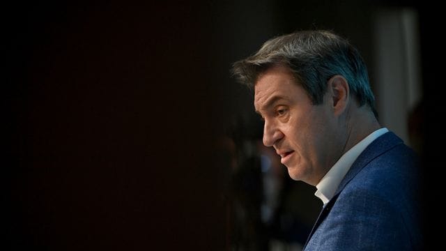 Bayerns Ministerpräsident Markus Söder glaubt nicht an eine Konferenz von Bund und Ländern in dieser Woche. Bayerns Ministerpräsident Markus Söder glaubt nicht an eine Konferenz von Bund und Ländern in dieser Woche.