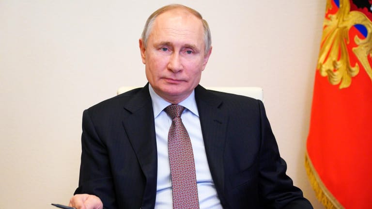 Wladimir Putin: Der russische Präsident reagiert auf die Verbote von russischen Propagandasendern in der Ukraine.