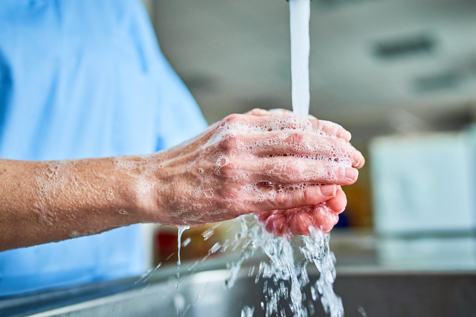 Handhygiene: Wie richtiges Händewaschen geht, dürften nach über einem Jahr Corona-Pandemie alle gelernt haben.