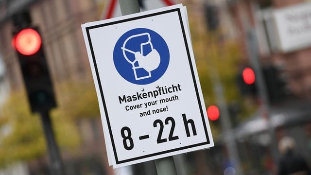 Bundesweit sollen einheitliche Regelungen für Regionen mit hohen Infektionszahlen geschaffen werden. Bundesweit sollen einheitliche Regelungen für Regionen mit hohen Infektionszahlen geschaffen werden.