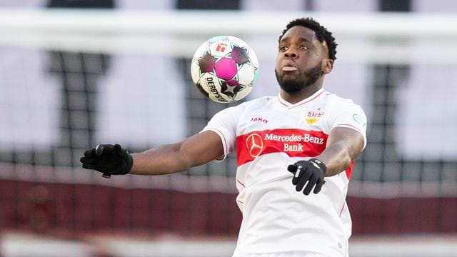 Hat seinen Vertrag beim VfB Stuttgart verlängert: Orel Mangala.