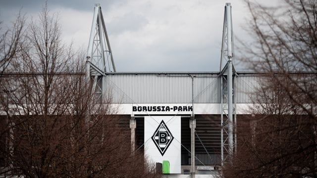 Im Borussia-Park finden möglicherweise noch in dieser Saison Spiele mit Zuschauern statt. Im Borussia-Park finden möglicherweise noch in dieser Saison Spiele mit Zuschauern statt.