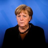 Kanzlerin Angela Merkel: Der Bund will in der Corona-Pandemie mit einem Notbremsen-Gesetz für mehr einheitliche Maßnahmen im Land sorgen.