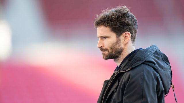 Geht von Berliner Abstiegskampf bis zum Schluss aus: Hertha-Sportdirektor Arne Friedrich. Geht von Berliner Abstiegskampf bis zum Schluss aus: Hertha-Sportdirektor Arne Friedrich.