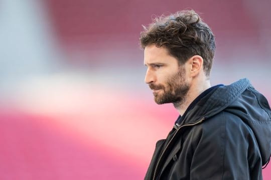 Geht von Berliner Abstiegskampf bis zum Schluss aus: Hertha-Sportdirektor Arne Friedrich.