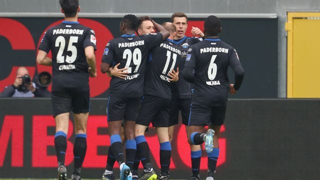 Der SC Paderborn feierte einen Heimsieg über Spitzenreiter VfL Bochum.