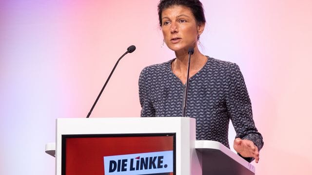 Sahra Wagenknecht steht wohl erneut an der Spitze der NRW-Landesliste der Linkspartei zur Bundestagswahl. Sahra Wagenknecht steht wohl erneut an der Spitze der NRW-Landesliste der Linkspartei zur Bundestagswahl.