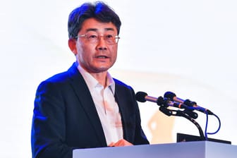Gao Fu, Chef von Chinas Seuchenschutzbehörde, hat sich für eine Mischung verschiedener Impfstoffe ausgesprochen.