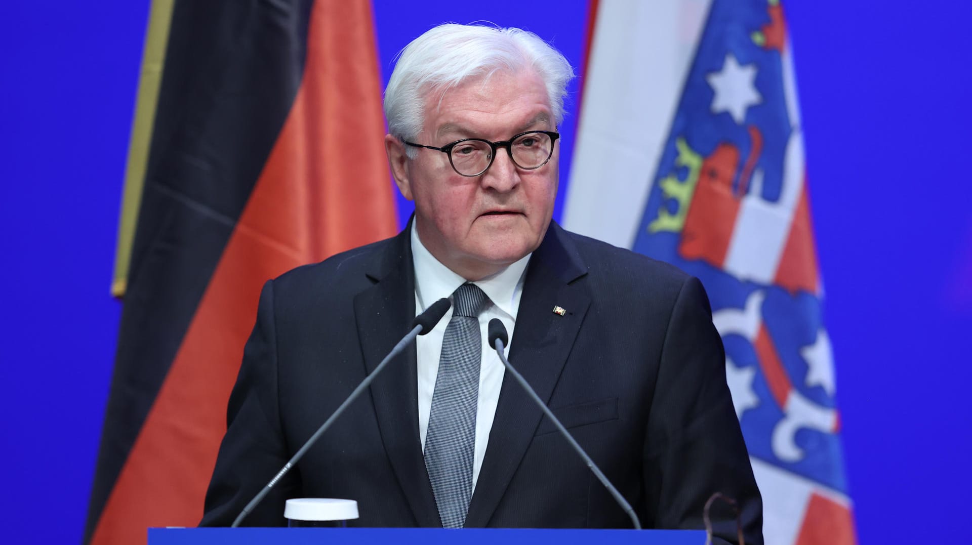 Frank-Walter Steinmeier: Der Bundespräsident nahm an einem Gedenkakt zum 76. Jahrestag der Befreiung des Konzentrationslagers teil.