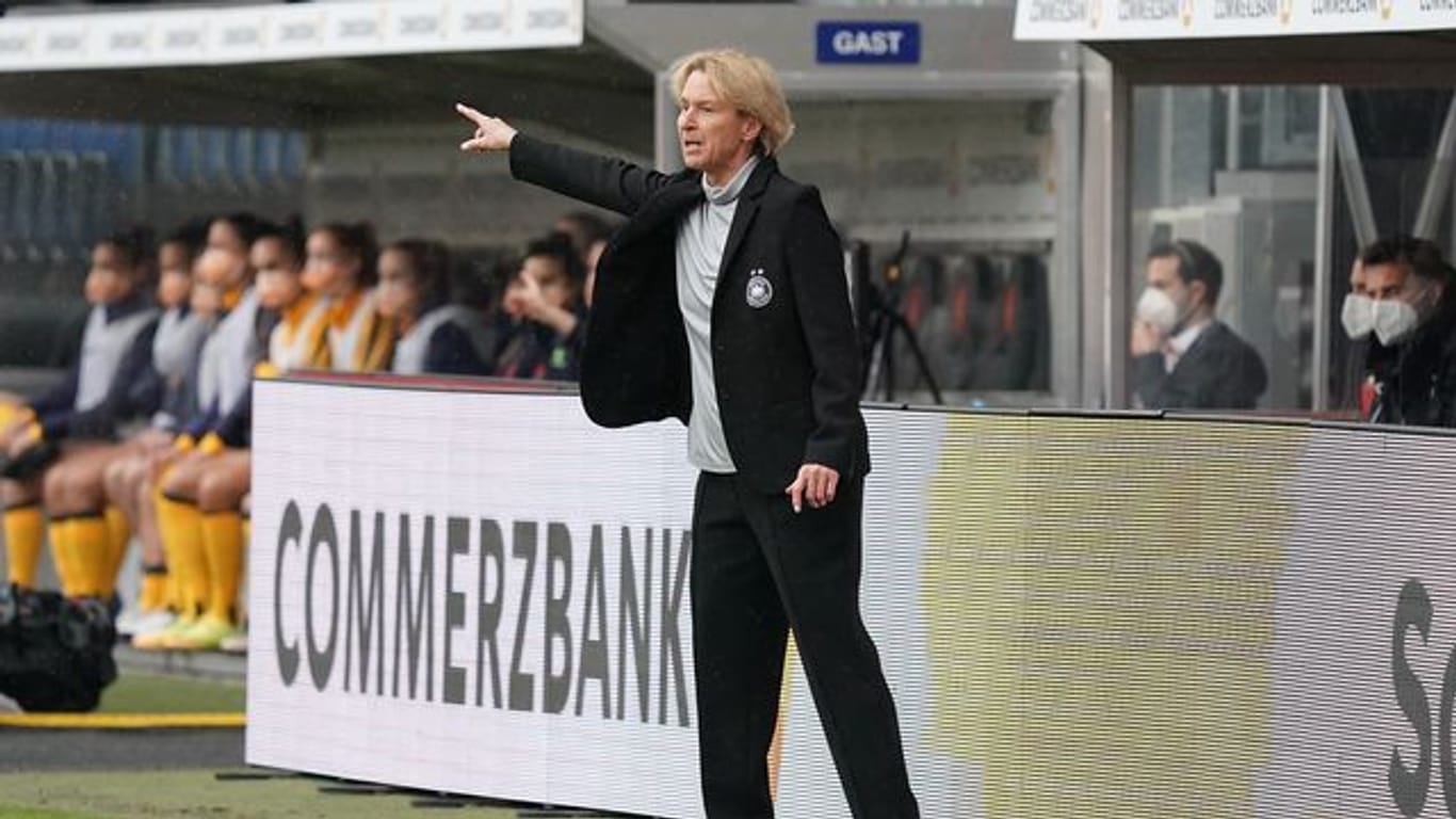 Wird ihre Startelf gegen Norwegen verändern: Frauen-Bundestrainerin Martina Voss-Tecklenburg.