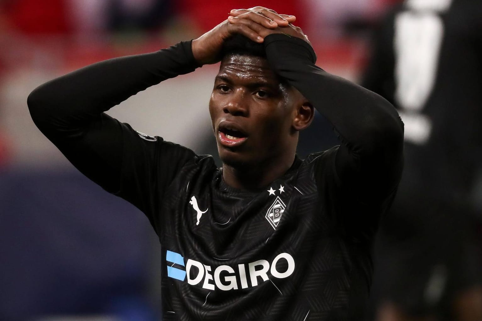 Gladbachs Embolo: Der Angreifer hatte gegen die Corona-Maßnahmen verstoßen.