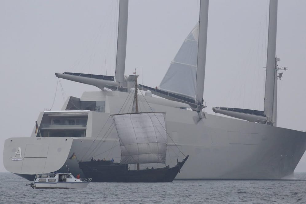 Von der Werft Nobiskrug in Kiel gebaute Segelyacht SY A (Symbolbild): Die Firma ist nun insolvent.