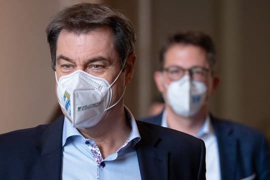 Bayerns Ministerpräsident Markus Söder hält die beschlossene Bundes-Notbremse für nicht ausreichend zur Corona-Bekämpfung.