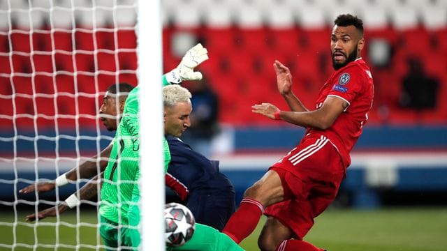 Der Treffer von Eric Maxim Choupo-Moting (r) war für den FC Bayern zu wenig. Der Treffer von Eric Maxim Choupo-Moting (r) war für den FC Bayern zu wenig.