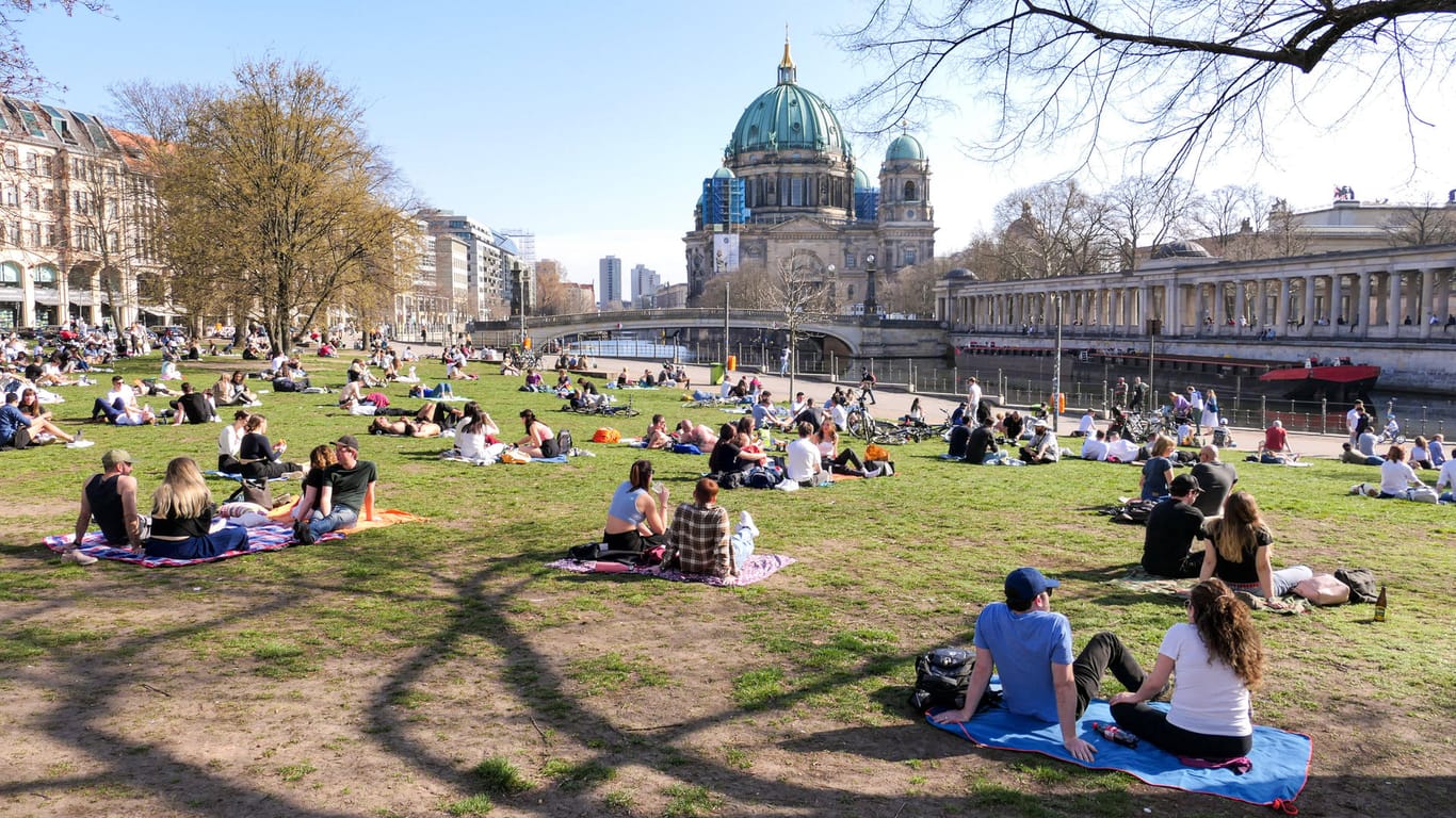Sonniges Wetter in Berlin: Am Montag kehrt der Frühling mit Temperaturen zwischen 16 und 17 Grad zurück.