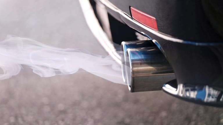 Schadstoffausstoß: Der Messbericht des Emissions-Kontroll-Instituts hat die Abgaswerte mehrerer Diesel-Fahrzeuge untersucht.
