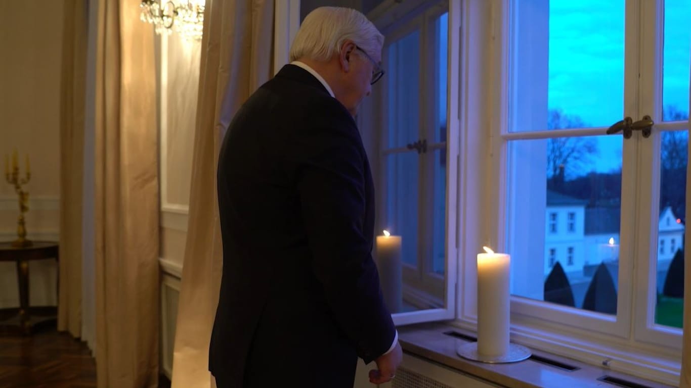 Bundespräsident Steinmeier ruft zum Gedenken an die Corona-Opfer auf.