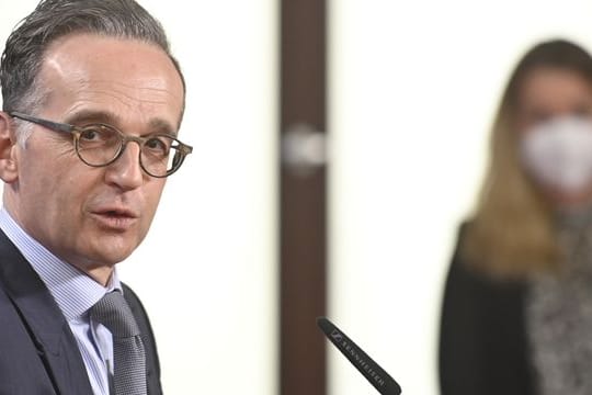 Heiko Mass auf einer Pressekonferenz: Der Außenminister hat sich gegen einen Baustopp von Nord Stream 2 ausgesprochen.