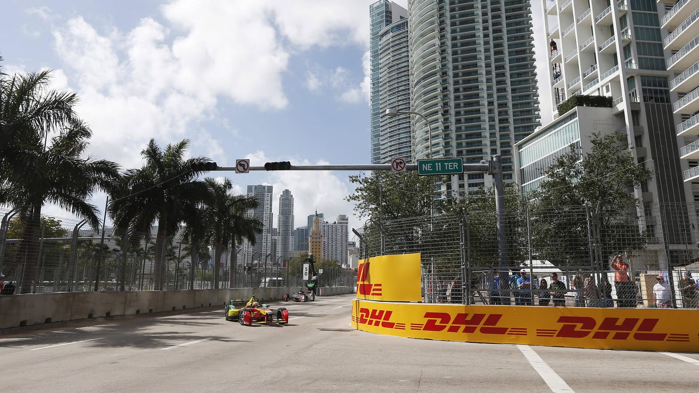 Formel-E-Autos auf der Strecke in Miami: Vielleicht fahren hier bald auch die Boliden der Königsklasse.