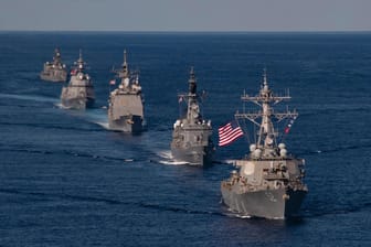 US-Kriegsschiffe 2020 im Pazifik: Eigentlich wollte die USA Schiffe Anfang Mai ins Schwarze Meer entsenden.