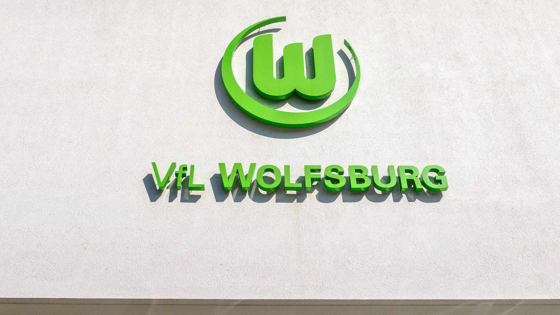 Emblem vom VfL Wolfsburg (Symbolbild): Der Bundesligist wird ab sofort Sponsor eines amerikanischen Klubs.