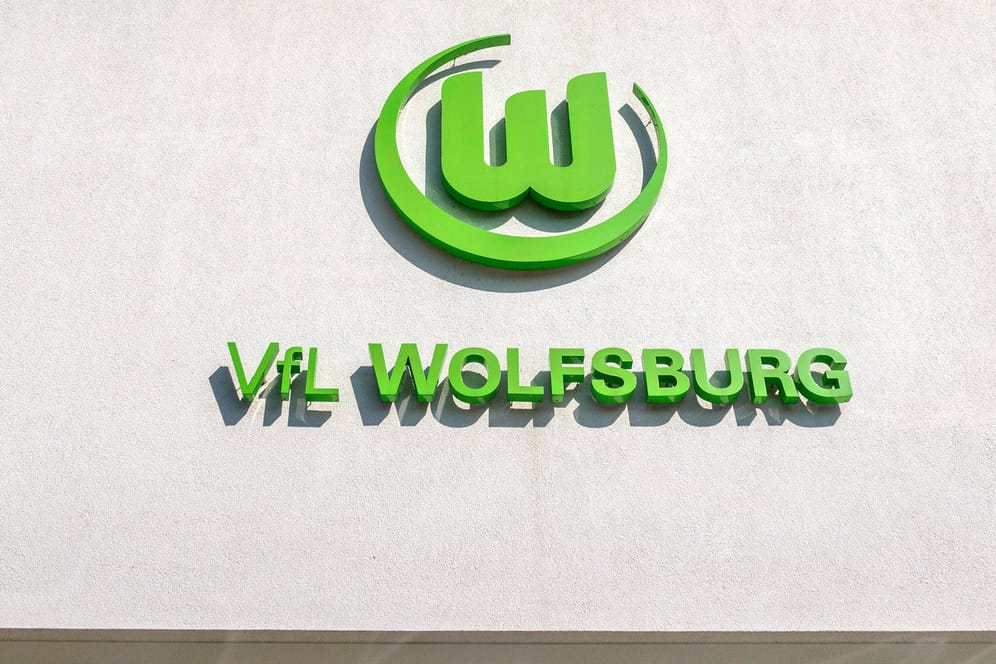 Emblem vom VfL Wolfsburg (Symbolbild): Der Bundesligist wird ab sofort Sponsor eines amerikanischen Klubs.