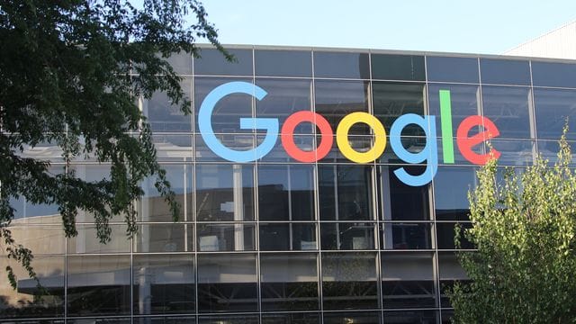 Der digitale Weltatlas Google Earth bekommt eine Zeitraffer-Funktion. Der digitale Weltatlas Google Earth bekommt eine Zeitraffer-Funktion.