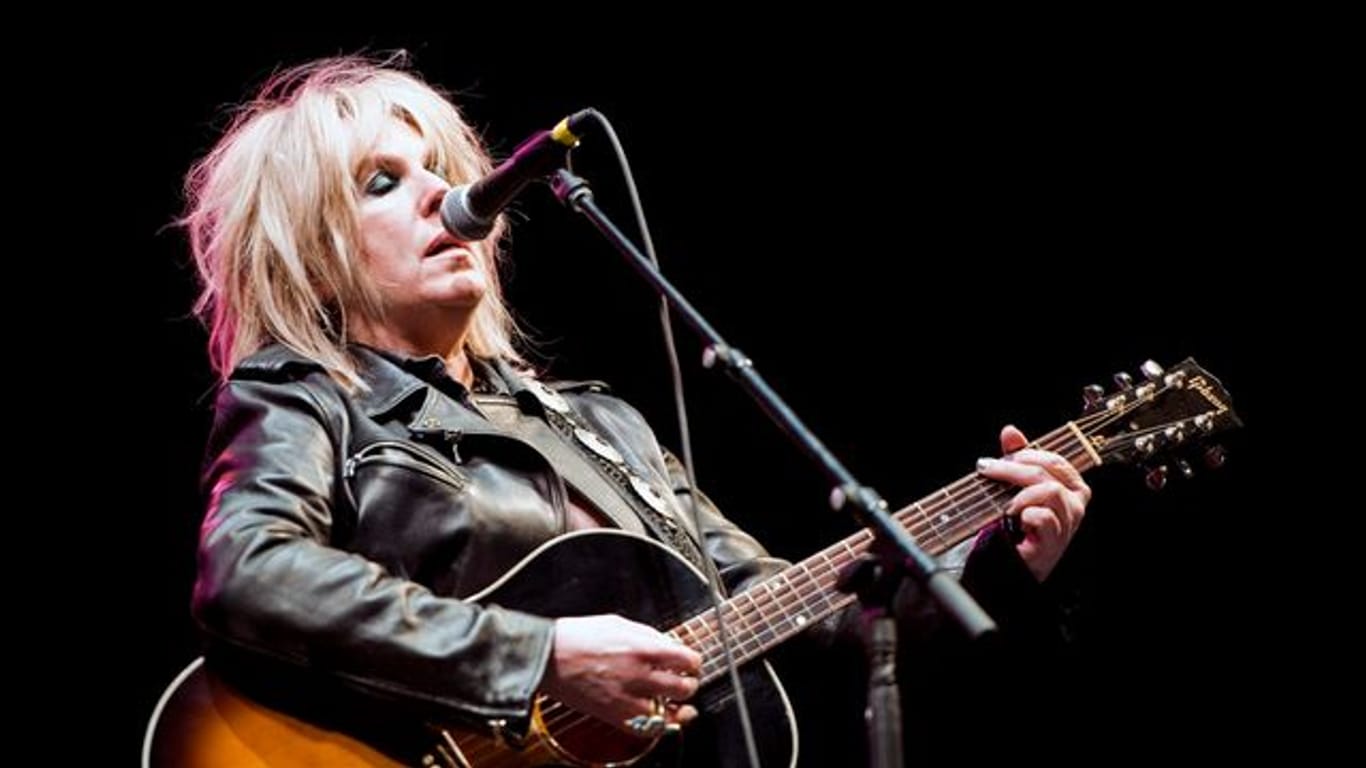Die US-amerikanische Sängerin und Songwriterin Lucinda Williams interpretiert 13 Songs von Tom Petty.