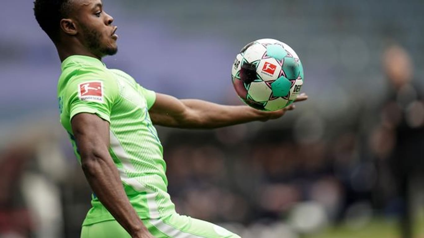 Ridle Baku spielt in der Bundesliga für den VfL Wolfsburg.