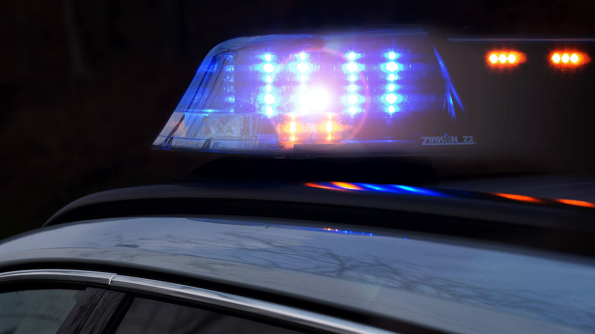 Polizei im Einsatz: In Wiesloch suchen Ermittler nach Zeugen. Polizei im Einsatz: In Wiesloch suchen Ermittler nach Zeugen.