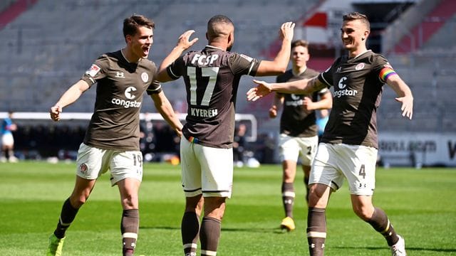 Der FC St. Der FC St.
