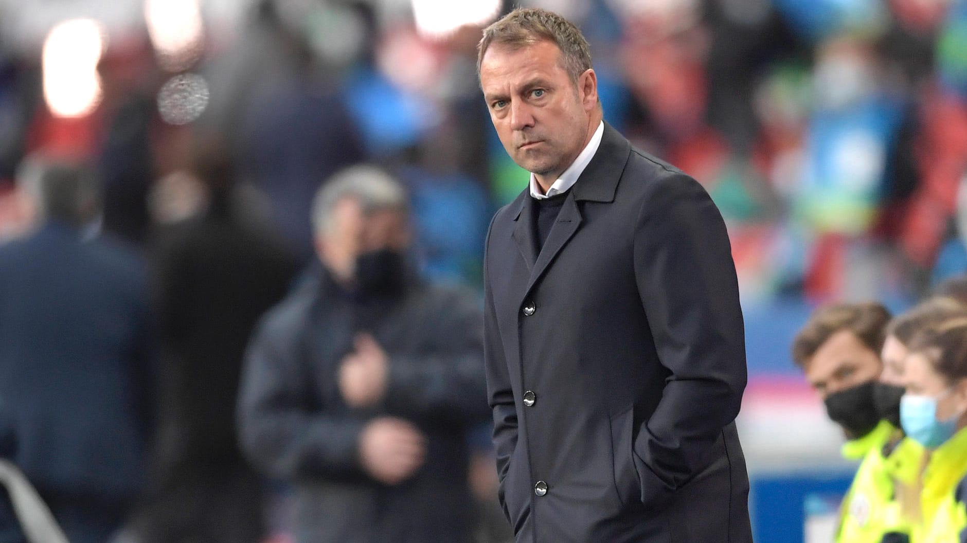 Will den FC Bayen verlassen: Trainer Hansi Flick.