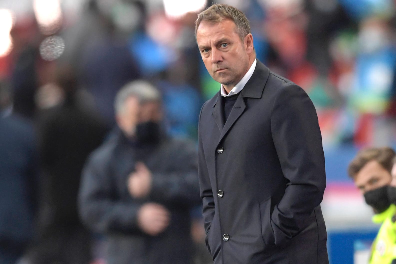 Will den FC Bayen verlassen: Trainer Hansi Flick.
