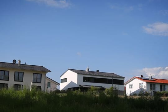 Anschlusskredite sind aufgrund der anhaltend niedrigen Zinsen zurzeit günstig zu haben. Anschlusskredite sind aufgrund der anhaltend niedrigen Zinsen zurzeit günstig zu haben.
