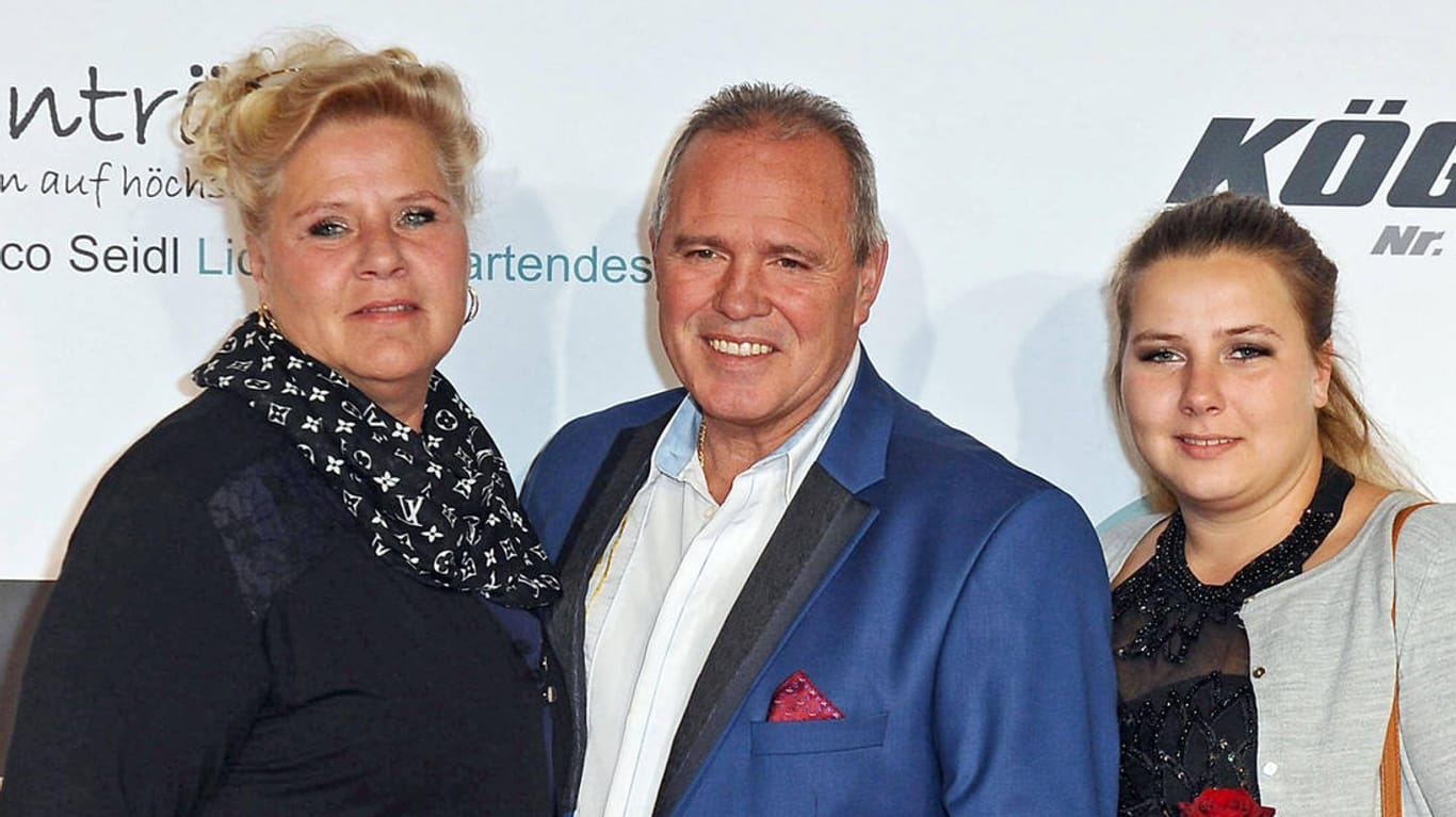 "Die Wollnys": Silvia Wollny mit Harald Eisenbast und Tochter Sarafina Wollny.