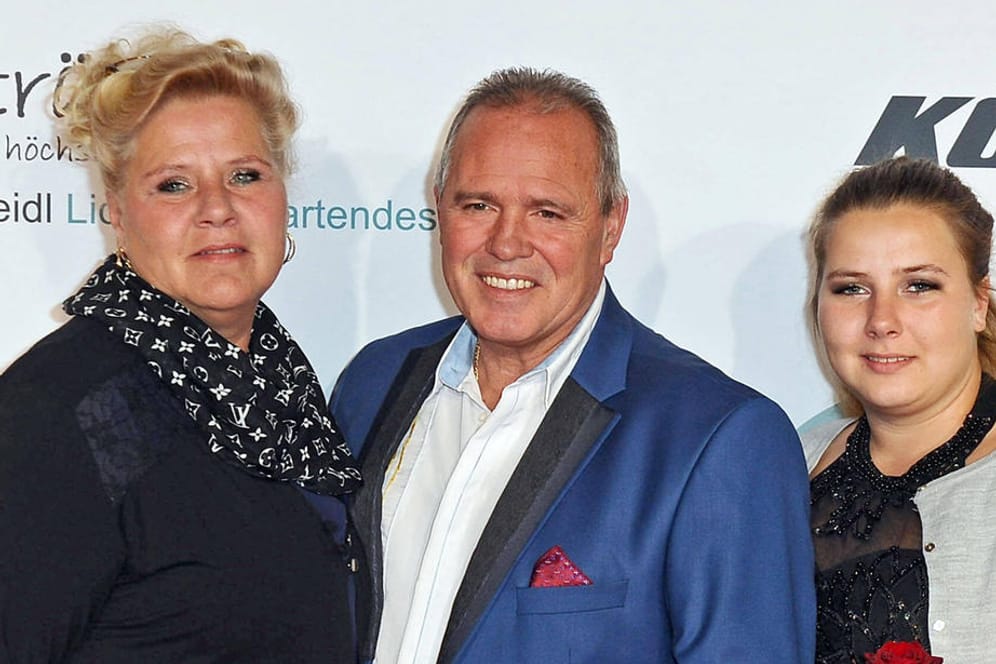 "Die Wollnys": Silvia Wollny mit Harald Eisenbast und Tochter Sarafina Wollny.