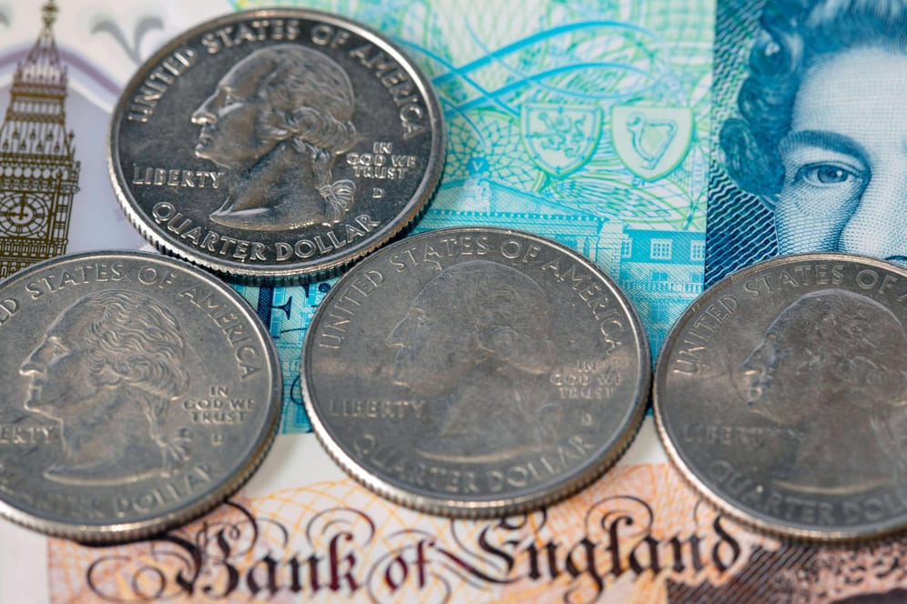 Pfundmünzen und Scheine: Großbritannien prüft, inwiefern es seine eigene Digitalwährung als Konkurrenz zu Bitcoin und Co. auf den Markt bringen könnte.