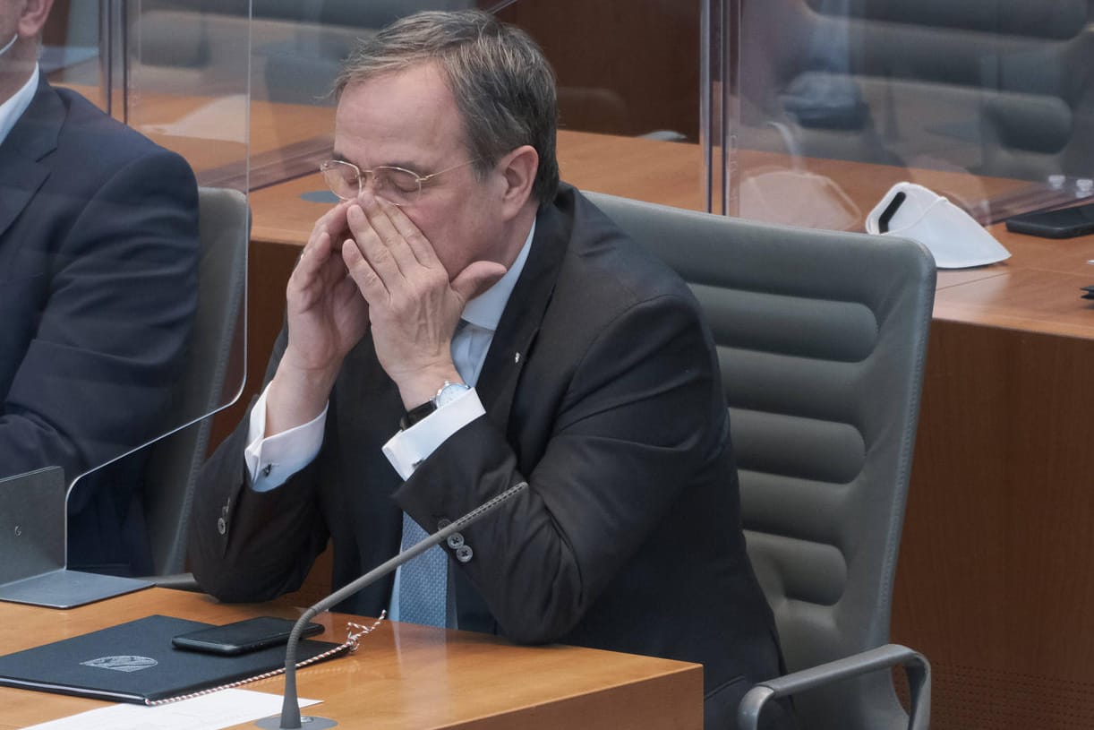 Erstmal durchatmen: Armin Laschet, CDU-Chef und Ministerpräsident von Nordrhein-Westfalen bei einer Sitzung des Landtags von Düsseldorf.