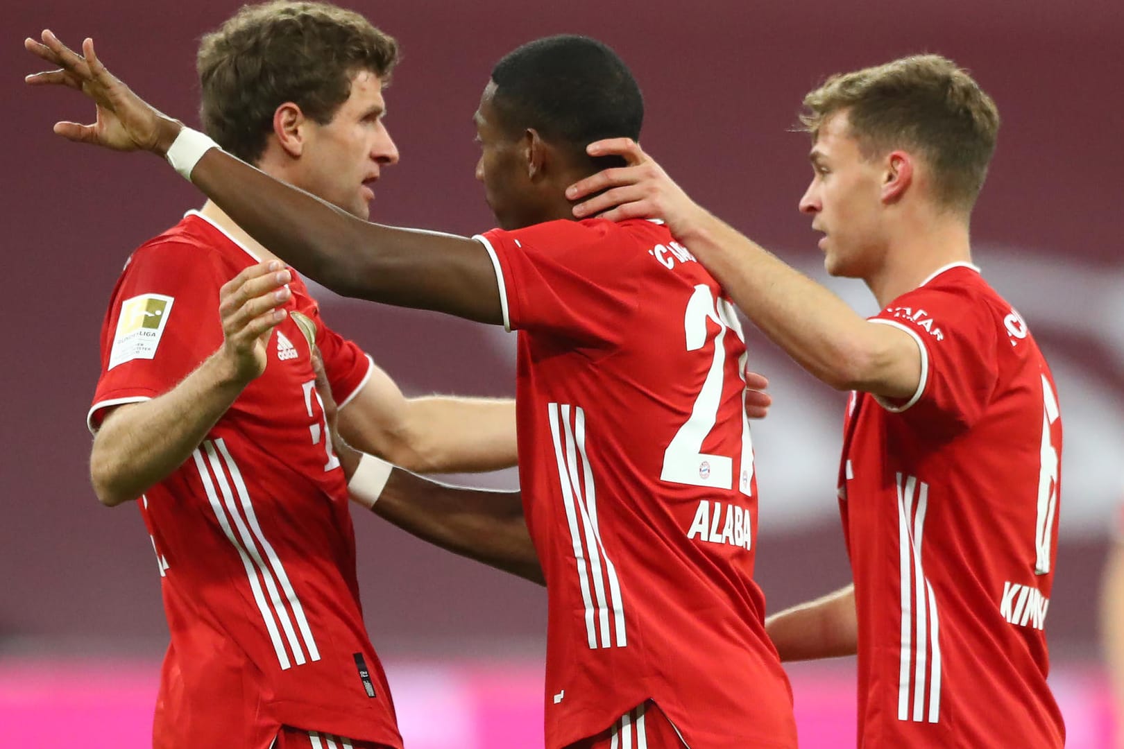 Kurz vor dem Ziel: Thomas Müller, David Alaba und Joshua Kimmich können am Wochenende Bayerns neunten Meisterschaft hintereinander perfekt machen.