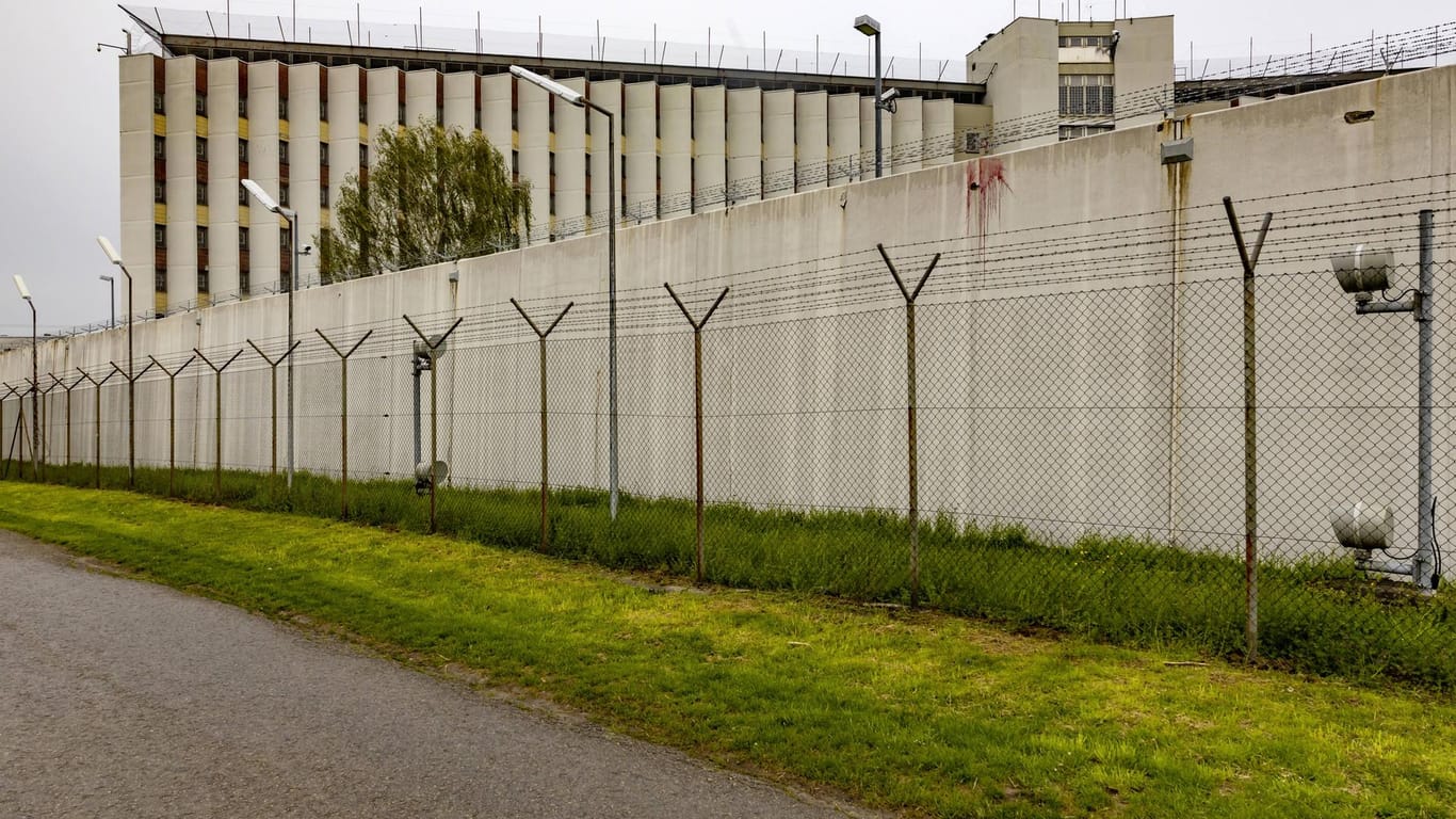 Die JVA Stuttgart-Stammheim (Archivbild): In dem Gefängnis gab es mehrere Corona-Fälle.