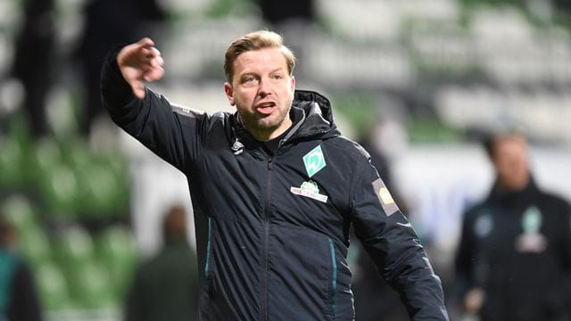 Werders Trainer Florian Kohfeldt ärgert sich über eine vermeintliche Fehlentscheidung. Werders Trainer Florian Kohfeldt ärgert sich über eine vermeintliche Fehlentscheidung.