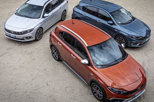 Tipo-Trio: Den aufgefrischten Tipo hat Fiat fortan als Kombi, Cross und als fünftüriges Schrägheckmodell im Programm.