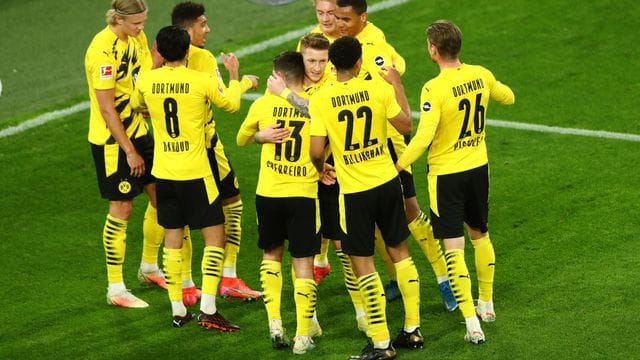 Borussia Dortmund untermauerte seine Ambitionen auf einen Champions-League-Platz. Borussia Dortmund untermauerte seine Ambitionen auf einen Champions-League-Platz.
