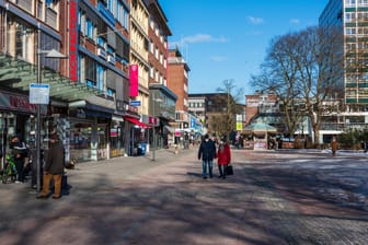 Leere Einkaufsstraßen wegen des Lockdowns (Symbolbild): Für den Einzelhandel soll es neue Regelungen geben.