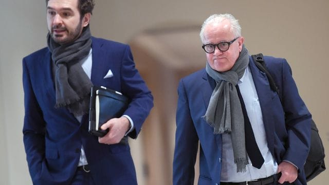 Zwischen DFB-Präsident Fritz Keller (r) und DFB-Generalsekretär Friedrich Curtius gibt es Differenzen. Zwischen DFB-Präsident Fritz Keller (r) und DFB-Generalsekretär Friedrich Curtius gibt es Differenzen.