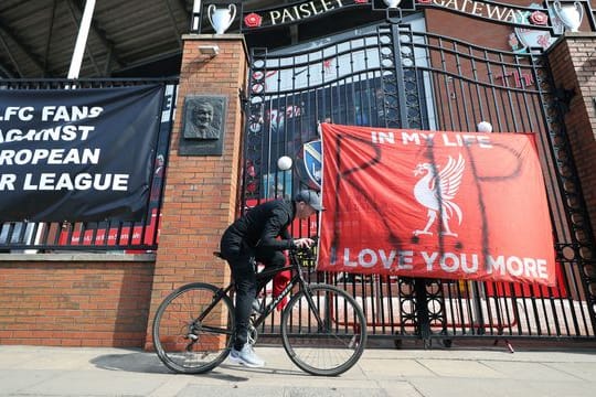 Auch die Fans des FC Liverpool hatten gegen die geplante Super League protestiert.