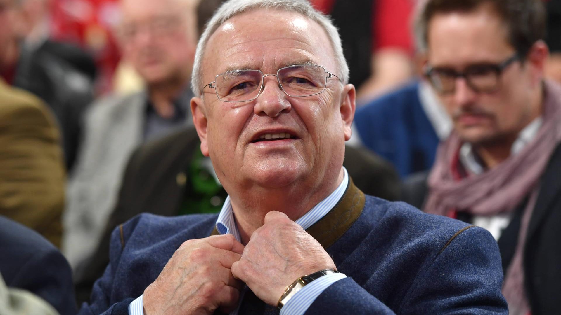 Martin Winterkorn: VW fordert von seinem Ex-Vorstandschef mehr als eine Milliarde Euro Schadenersatz. Jetzt wurden noch mehr Spitzenkräfte angeklagt.